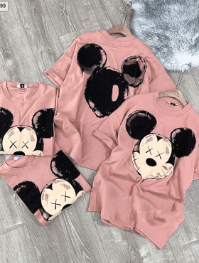 Đầm Mickey màu hồng tay lỡ form rộng