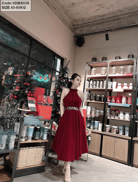 Đầm nhung đỏ cổ yếm Big size 65kg( ko kèm nịch)
