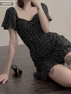 Đầm đen bi tim nhúng thân chân bèo - VD5707