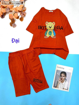 Đồ bộ quần lửng màu trơn form rộng áo in hình gấu - DBO1799