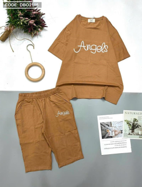 Đồ bộ quần lửng màu trơn áo tay ngắn in chữ angels - DBO2116
