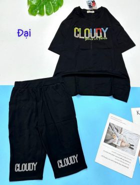 Đồ bộ quần lửng đen áo tay ngắn in chữ CLOUDY - DBO4666