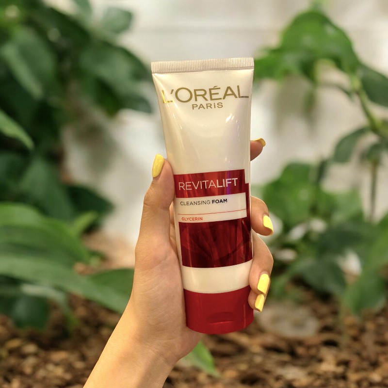 Sữa Rửa Mặt L'oreal Paris Chống Lão Hoá Revitalift Cleansing Foam 100ml