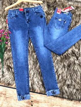 Quần jeans dài nữ lật lai thêu chữ