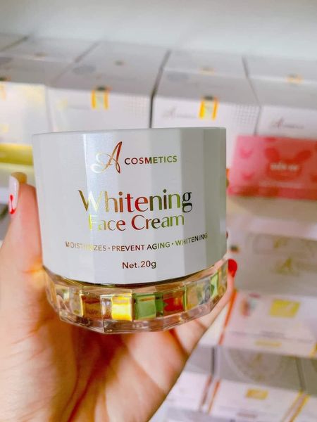 Lọ kem mệnh danh Chiến thần của Acosmetics  Kem dưỡng trắng da mặt Face Pháp