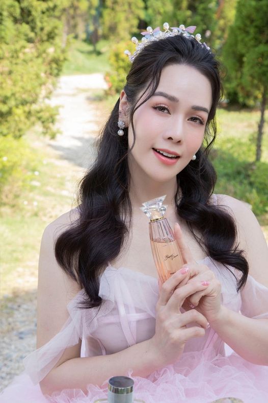 Nước Hoa Nữ Laura Sunshine Bouquet Precieux 100ml đẳng cấp đích thực