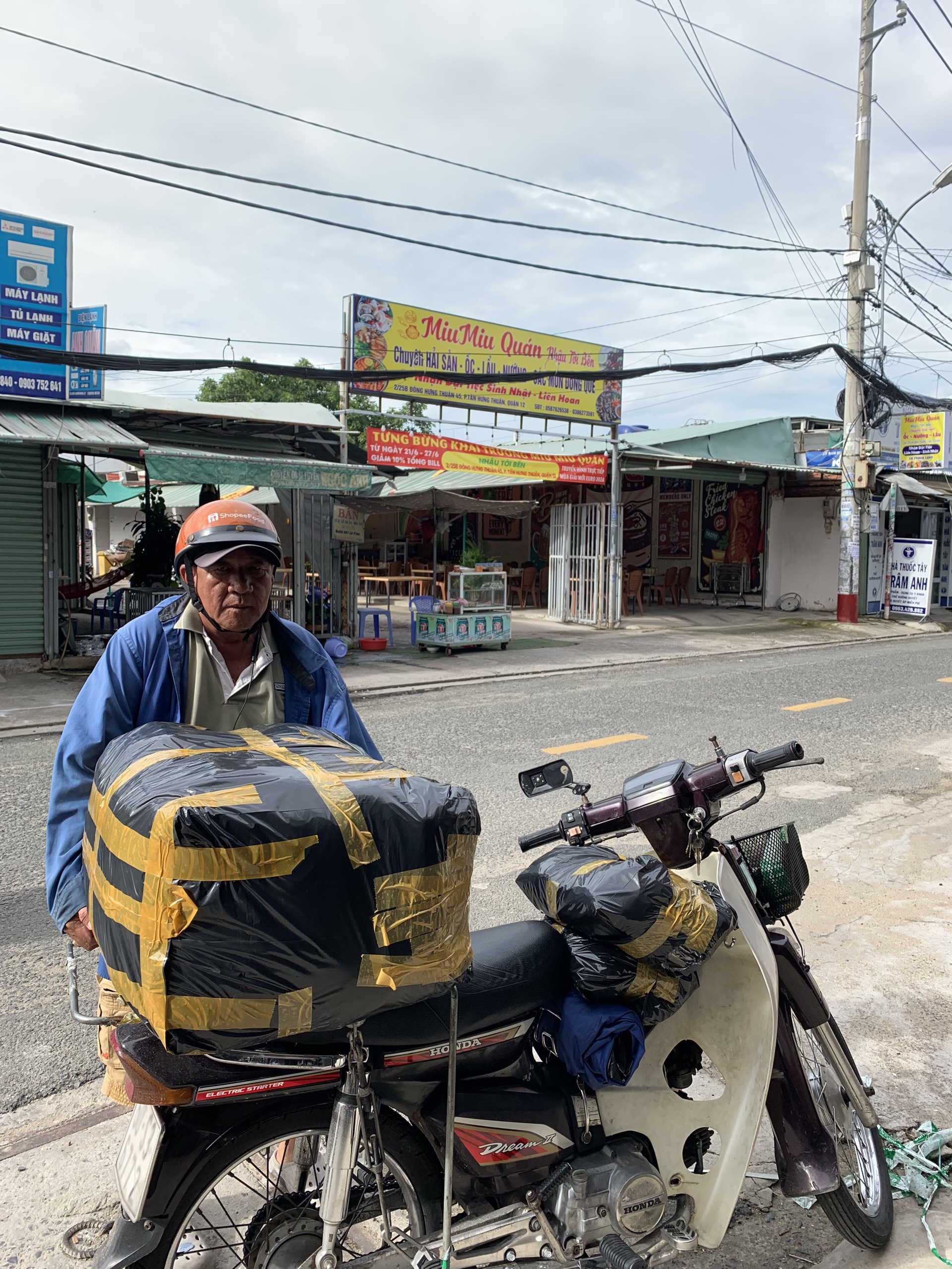 Nên mở shop hay bán online ?