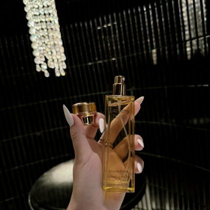 Nước Hoa Luxury Dubai Màu Vàng Mùi Nữ 50ml