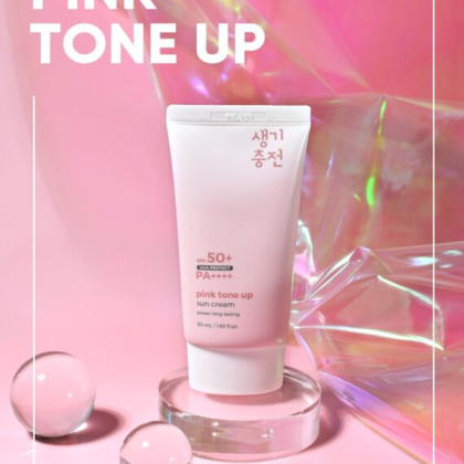 Kem chống nắng Pink Toneup Prettyskin có khả năng chống nắng, nâng tone trắng hồng rạng rỡ