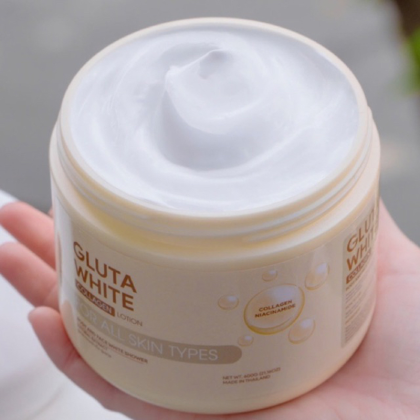 Kem Ủ Trắng Gluta White Thái Lan 600gr là sản phẩm chăm sóc da cao cấp, giúp làm trắng và dưỡng ẩm sâu cho làn da