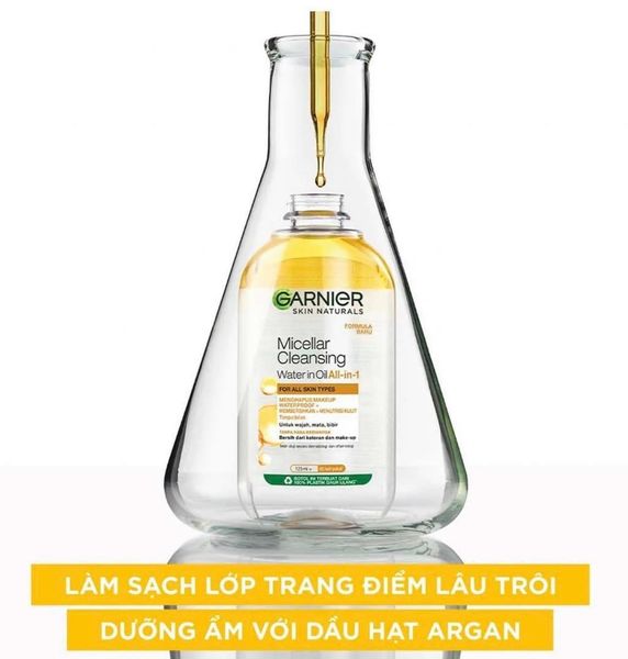 Tẩy trang Garnier Skin Active Oil Infused Micellar Cleansing Water màu trắng