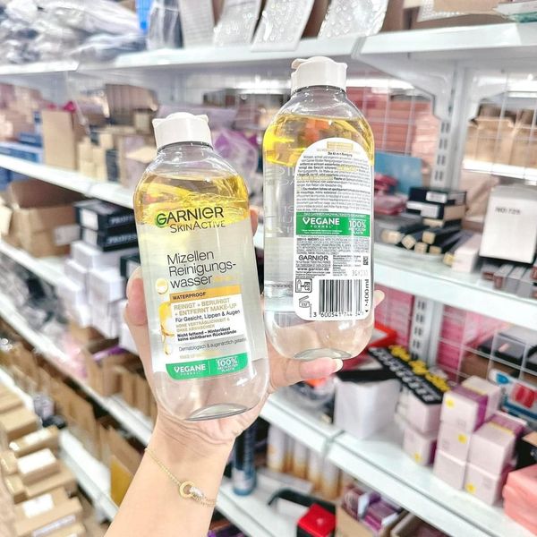 Nước Tẩy Trang Garnier Skin Active Oil Infused Micellar Cleansing Water Màu Vàng