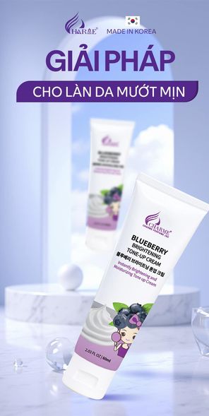 Làn da mướt mịn đạt đỉnh nhờ sản phẩm Kem dưỡng da mặt Blueberry Brightening Tone-Up Cream nhà Charme