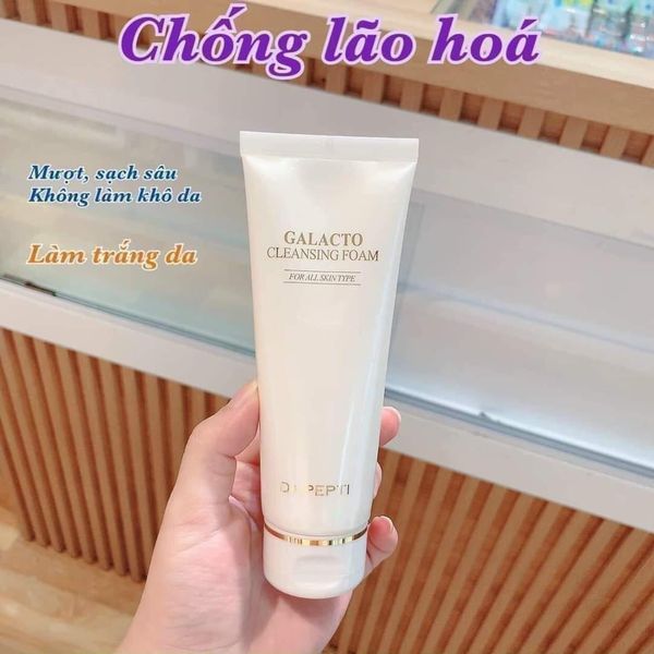 Sữa rửa mặt Dr Pepti Galacto Cleansing Foam sở hữu bảng thành phần với 5 loại lợi khuẩn được lên men tự nhiên