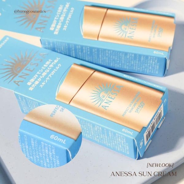 Sữa chống nắng dưỡng da kiềm dầu Anessa Perfect UV Sunscreen Skincare Milk SPF50+ PA++++ Shiseido 60ml