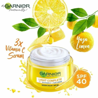 Kem Dưỡng trắng da Garnier Vitamin C Bright Complete Vitamin C Serum Cream SPF30 PA+++ 50ml