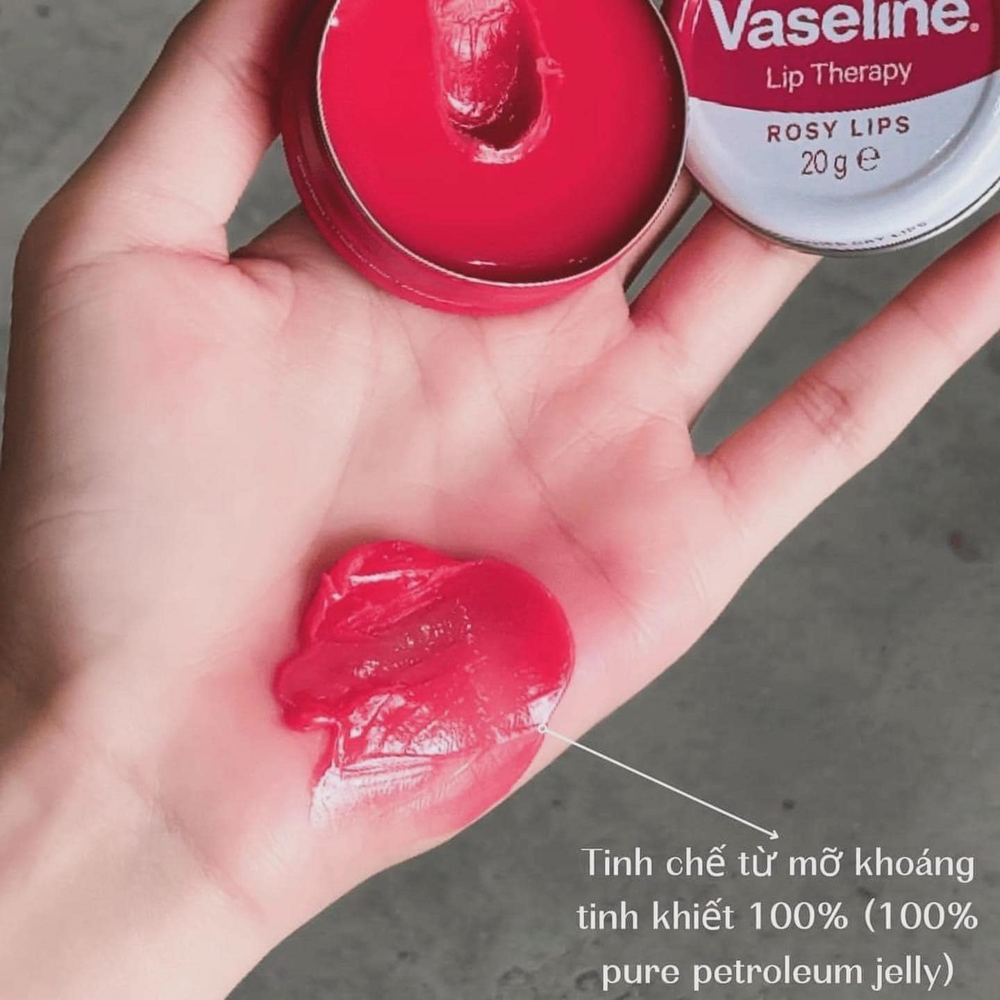 Son Dưỡng Vaseline Hộp Thiếc Màu Hồng Lip Therapy Rosy Lips 20g