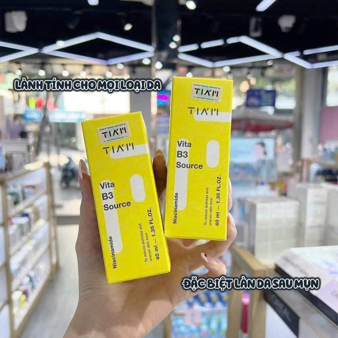 Lại là 1 em serum đang được review đỉnh chóp Serum Tia’m vàng  lọ 40ml lận