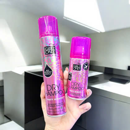 Dầu Gội Khô Girlz Only Màu Hồng 200ml