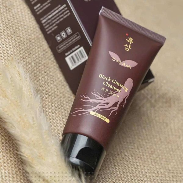 Sữa Rửa Mặt Nhân Sâm Đen Dakami Black Ginseng Cleanser 50ml