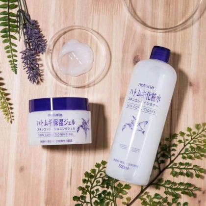 Nước Hoa Hồng Cấp Ẩm Hỗ Trợ Dưỡng Trắng Chiết Xuất Ý Dĩ Naturie Hatomugi Skin Conditioner