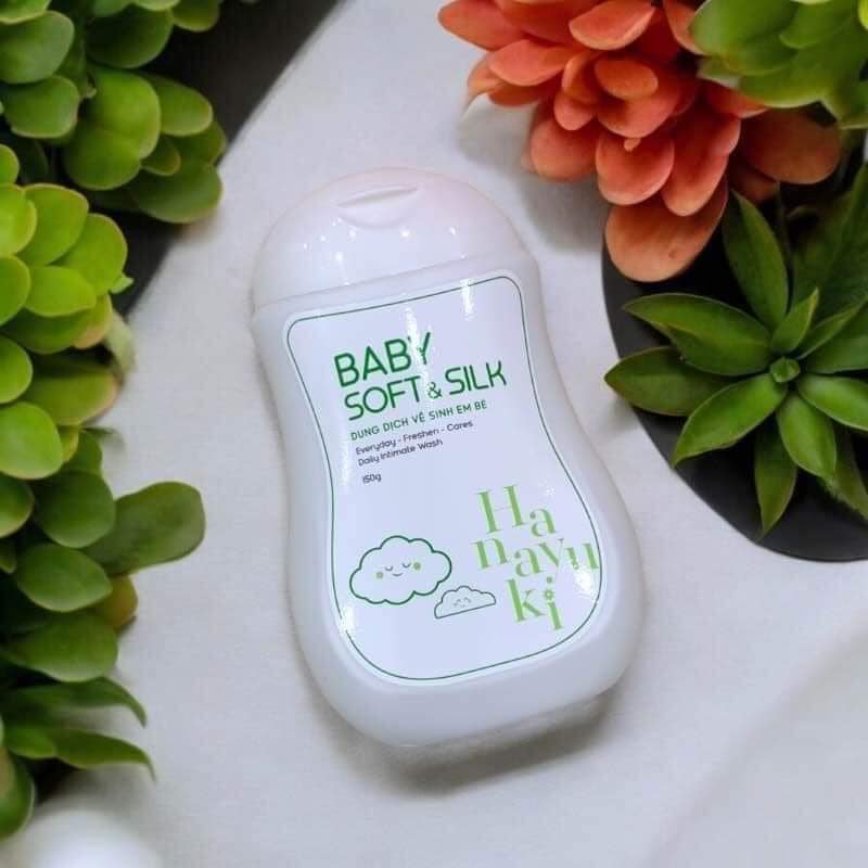 Dung Dịch Vệ Sinh Em Bé Baby Soft&Silk  Làm Sạch Dịu Nhẹ, Chăm Sóc Vùng Kín Hiệu Quả