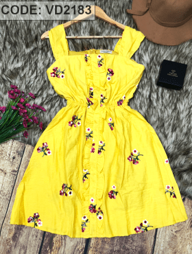 Bỏ sỉ váy đầm vải đủi màu vàng thêu hoa