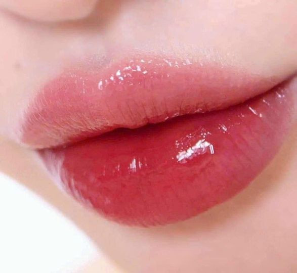 Em dưỡng hồng môi lựu đỏ LIPSHE BEAUTY