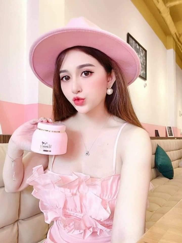 Kem Body Honey Pink Sợi Mật Ong Dát Vàng 24K trẻ hoá làn da